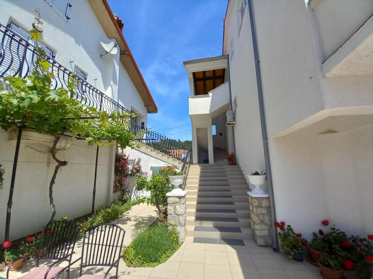 Apartment Preka Palit エクステリア 写真